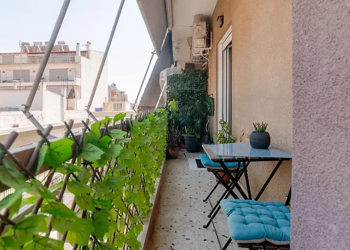 Cozy&Bright Home - 50m from metro station Άg Antonios
